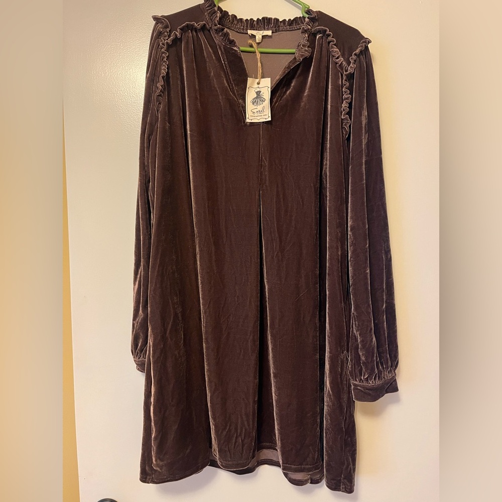 Easel Brown Velvet Dress
